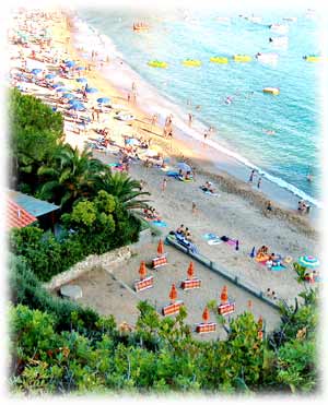 La spiaggia privata del Residence Cala dei Peducelli